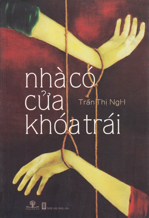 Nhà có cửa khóa trái