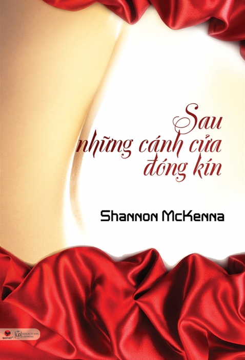 Sau những cánh cửa đóng kín