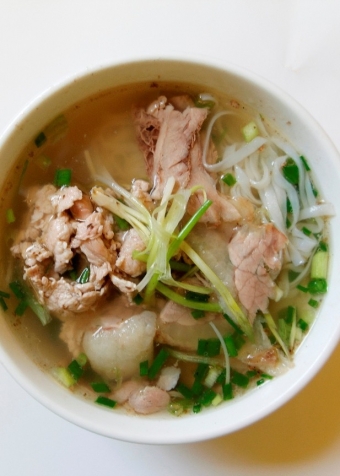 Nhung to pho thua Nhung to pho thua