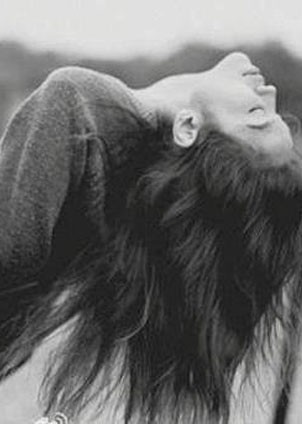 Phải chăng cái nghèo làm cho con người ta trùng bước