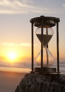 Lặng lẽ bên đời