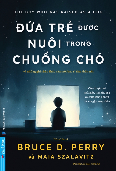 Đứa trẻ được nuôi trong chuồng chó