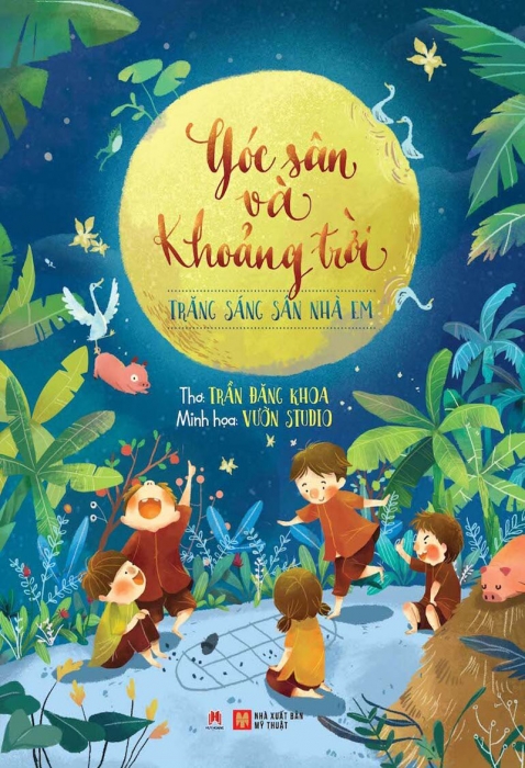 Góc sân và khoảng trời