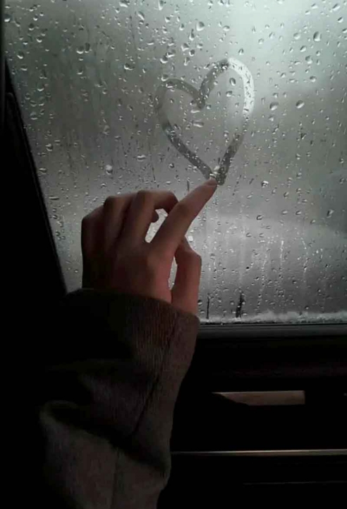 Em vẫn nhìn thấy anh ở thế giới này