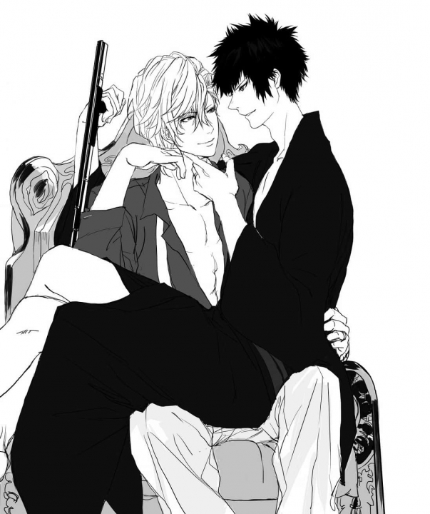 Xiềng xích máu và hoa