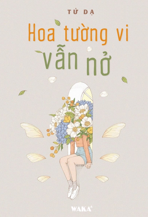 Hoa tường vi vẫn nở