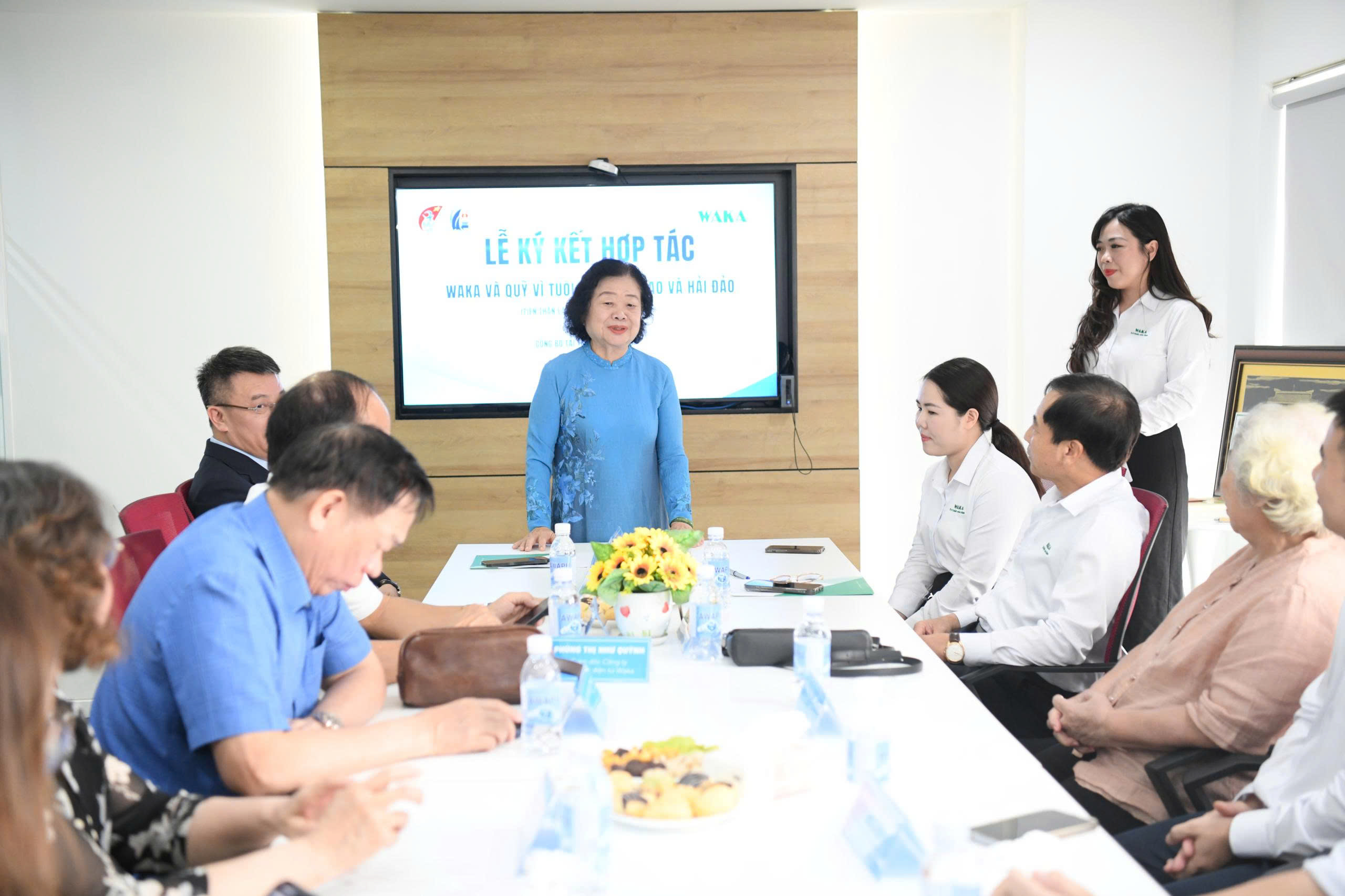 Th&uacute;c đẩy văn h&oacute;a đọc cho học sinh v&ugrave;ng cao, bi&ecirc;n giới, hải đảo