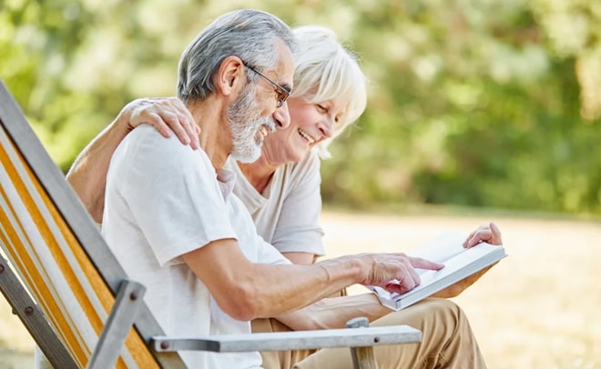 8 lợi &iacute;ch của việc đọc s&aacute;ch thường xuy&ecirc;n theo khoa học