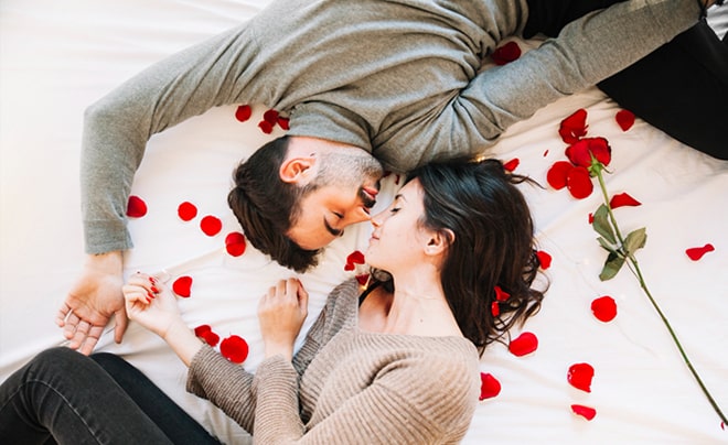 Vì Sao Truyện Ngôn Tình Khiến Các Mọt Truyện Mê Đắm