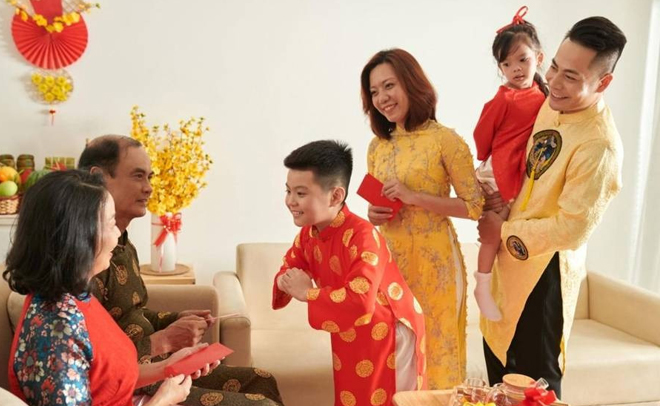 Chọn tuổi xông đất năm 2026 chuẩn phong thủy cho 12 con giáp