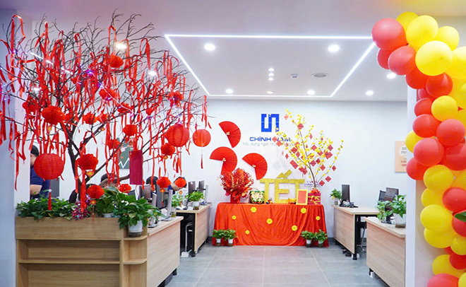 Chọn tuổi xông đất năm 2026 chuẩn phong thủy cho 12 con giáp